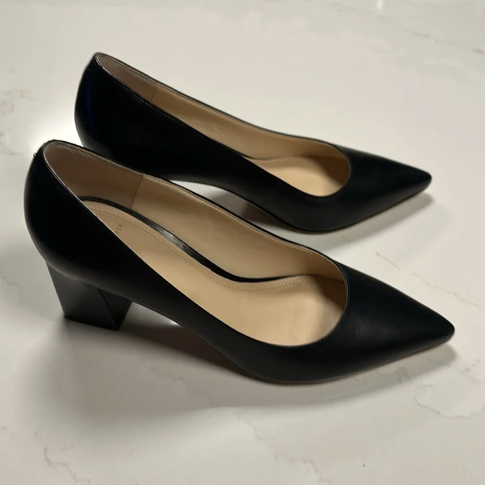 NWOT-Mark Fisher LTD 3” Heel Pointed Toe Leather Pump Shoes. Size 8M